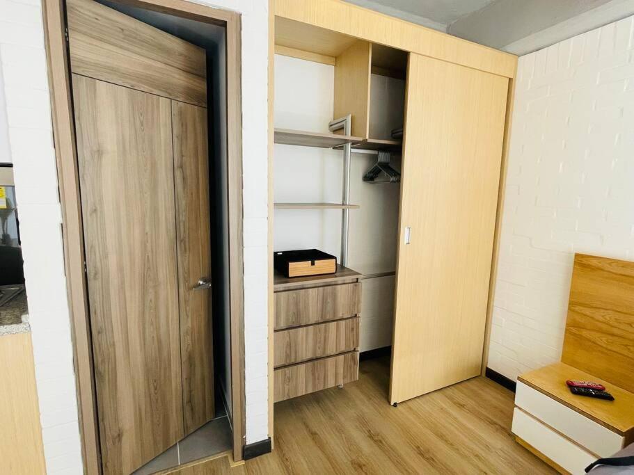 Aptopor606 - Encantador Tipo Loft - Chapinero - Wifi - Tv Apartamento